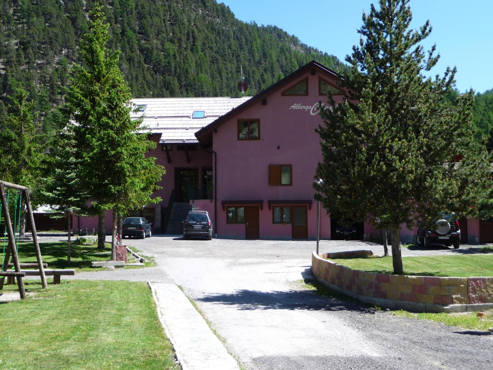Hotel Clari Claviere Kültér fotó